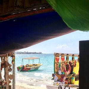 Meet your Posher, Gina